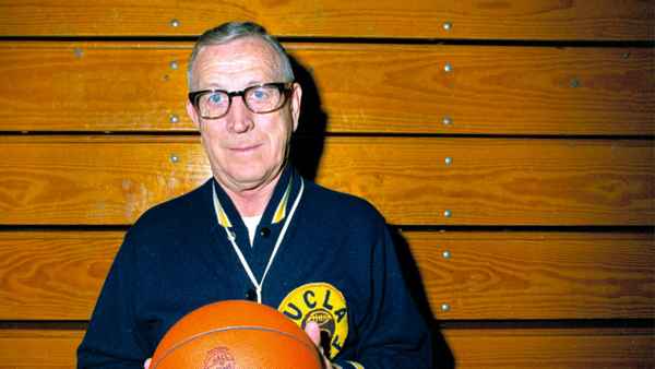 Джон Вуден (John Wooden) краткая биография баскетболиста