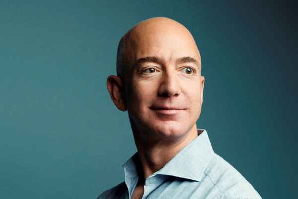Джефф Безос (Jeff Bezos) краткая биография бизнесмена